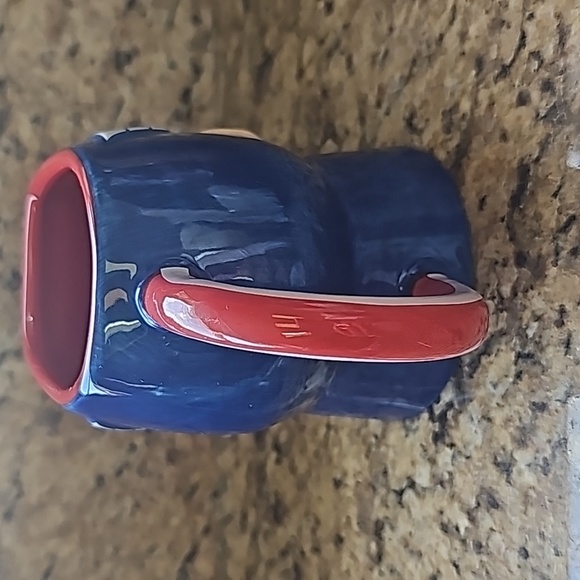 Marcel Captain America mug - Picture 4 of 7